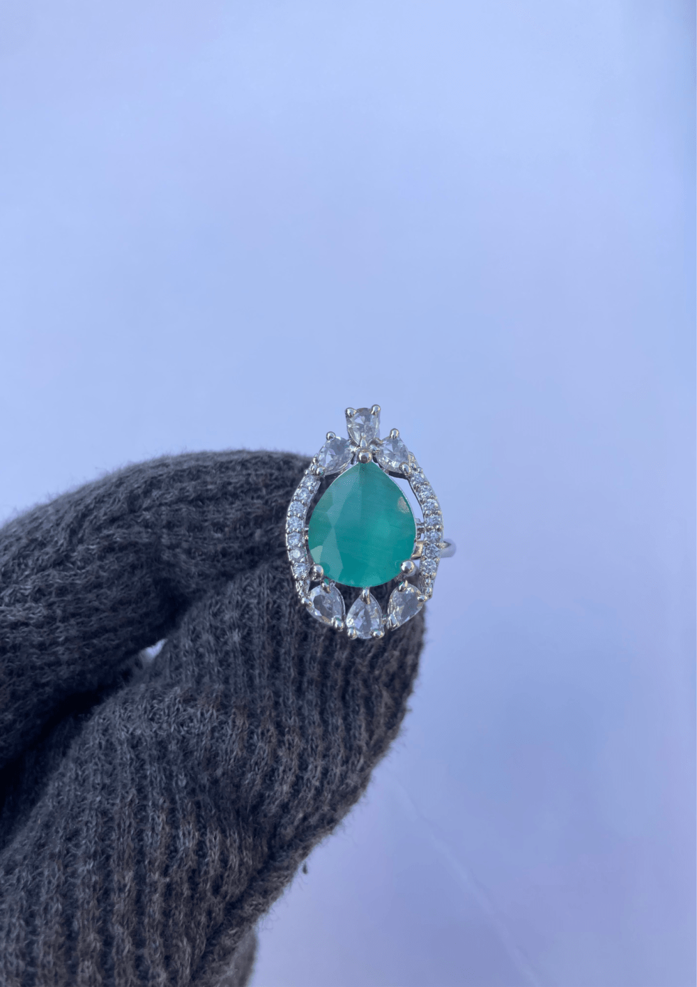 Silver ring with aqua green stone - Image 2